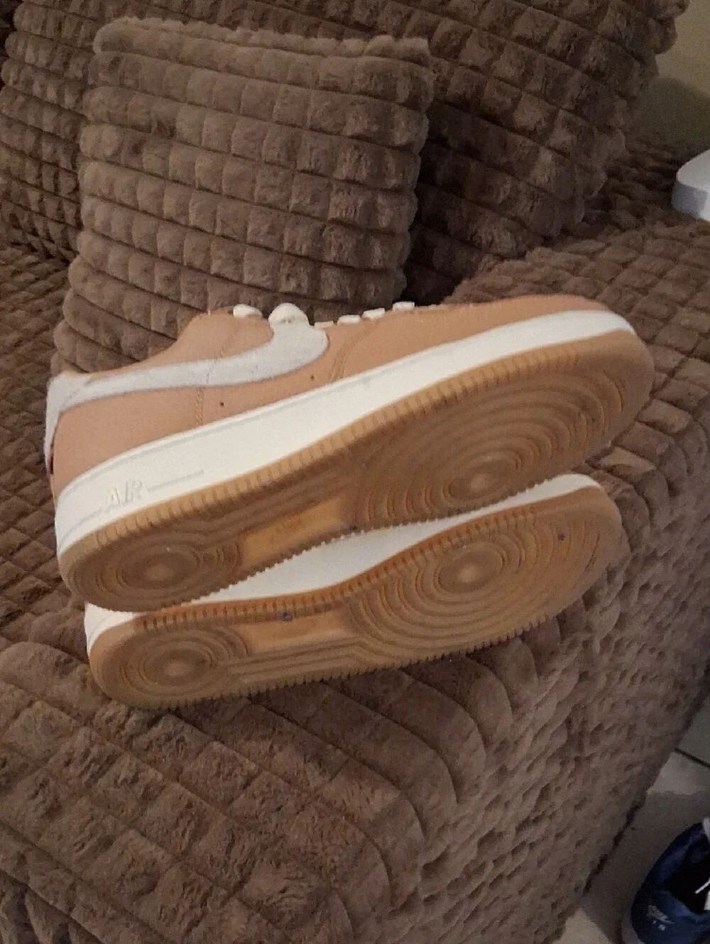 Nike Men's Low-Top Sneakers - Tan with White Swoosh